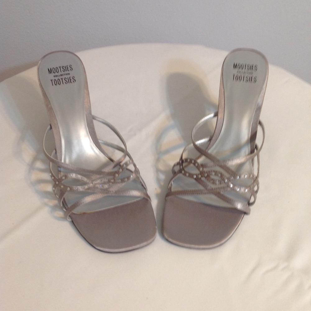 Shoes with heels
